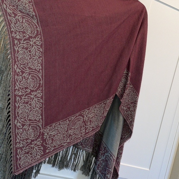 V. Fraas Woman's Fringe Poncho One Size Festival Cowboy Boho Hippie - Picture 11 of 16